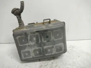 Foto de CAJA RELES / FUSIBLES OPEL ASTRA G BERLINA 2.0 16V DI CAT (X 20 DTL / LD3) (82 CV / 60 KW) referencia 90560119