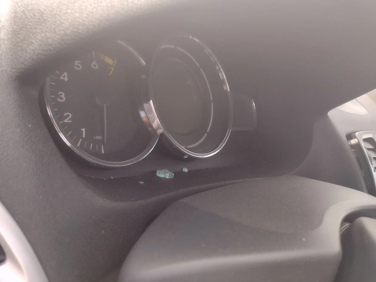 Foto de CUADRO INSTRUMENTOS RENAULT MEGANE III BERLINA 5P 2.0 16V (140 CV / 103 KW) referencia 248107628R