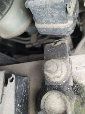 Foto de ABS TOYOTA YARIS (KSP9/SCP9/NLP9) 1.4 Turbodiesel CAT (90 CV / 66 KW) foto 2