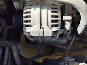 Foto de ALTERNADOR AUDI A3 (8L) 1.6  (102 CV / 75 KW) referencia 038903018QV