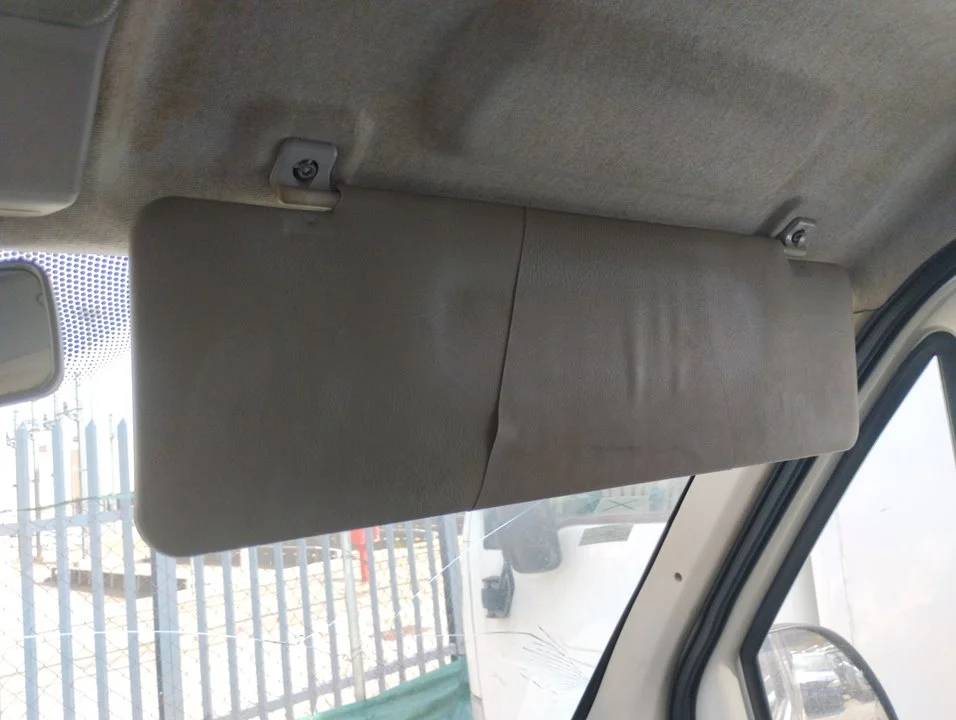 Foto de PARASOL DERECHO FIAT DUCATO II COMBI 2.8 TDI CAT (122 CV / 90 KW)