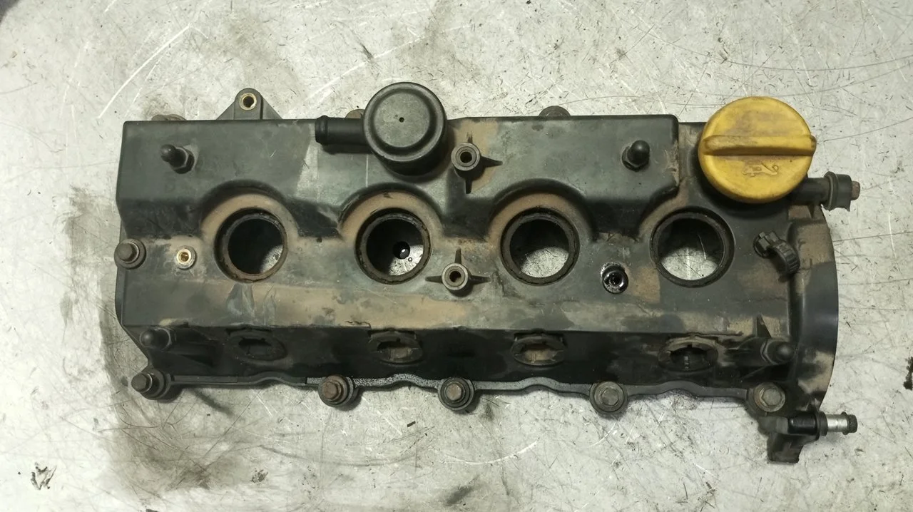 Foto de TAPA BALANCINES OPEL ZAFIRA B 1.7 16V CDTI (110 CV / 81 KW) referencia 98001142