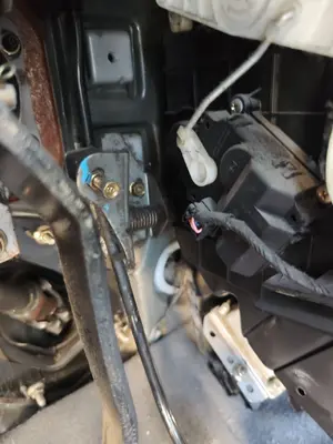 Foto de POTENCIOMETRO PEDAL KIA CARENS (RS) 1.8 16V CAT (126 CV / 93 KW)