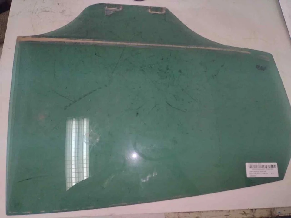 Foto de LUNA TRASERA DERECHA SEAT LEON (5F1) referencia 43R004524