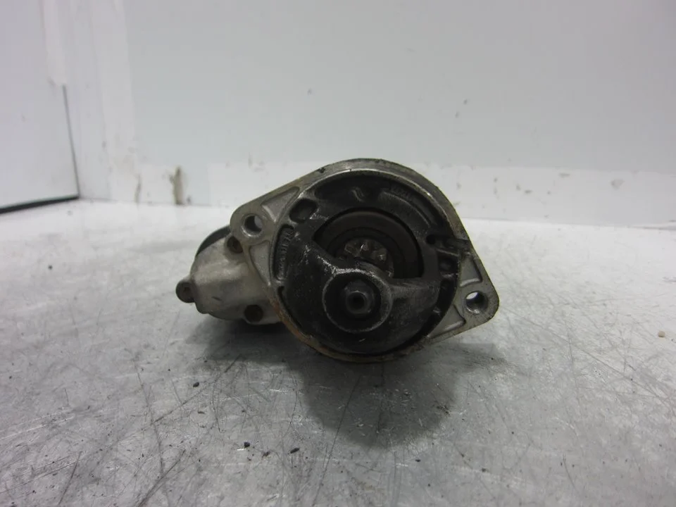 Foto de MOTOR ARRANQUE MERCEDES-BENZ CLASE C (BM 203) BERLINA referencia 0051515301
