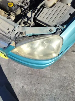 Foto de FARO IZQUIERDO OPEL CORSA C 1.2 16V CAT (Z 12 XEP / LB4) (80 CV / 59 KW) foto 2