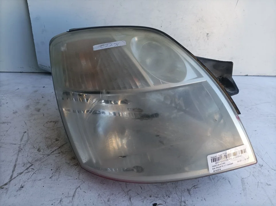 Foto de FARO DERECHO KIA PICANTO (SA) 1.1 CAT (65 CV / 48 KW) referencia 92102070