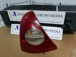 Foto de PILOTO TRASERO IZQUIERDO RENAULT CLIO II FASE I (B/CB0) referencia 085511941L foto 1