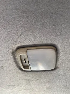 Foto de LUZ INTERIOR NISSAN SERENA (C23M) 2.3 Diesel (75 CV / 55 KW)