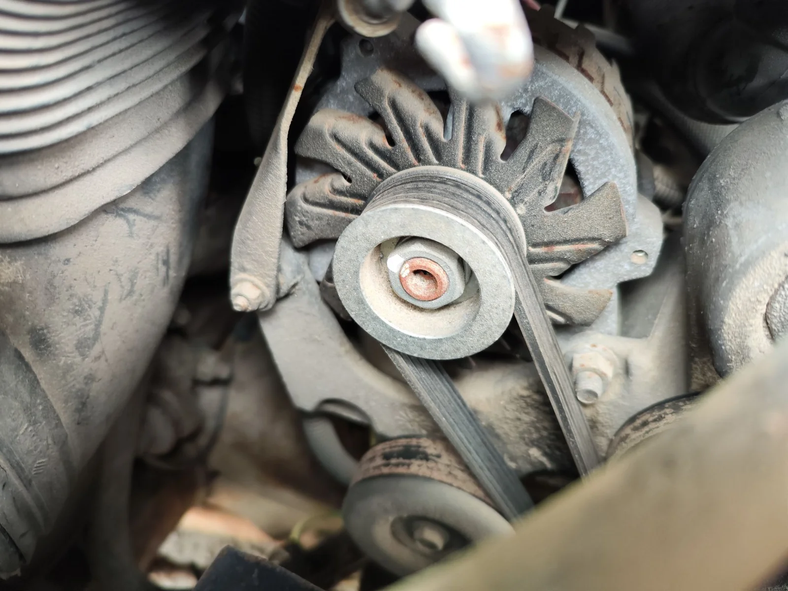 Foto de ALTERNADOR CHEVROLET ASTRO VAN 4.3 V6 CAT (189 CV / 139 KW)