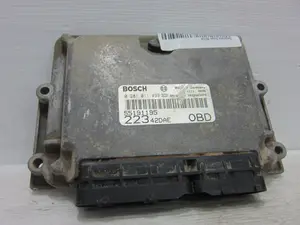 Foto de CENTRALITA MOTOR UCE FIAT I DOBLÒ (119) 1.9 JTD CAT (101 CV / 74 KW) referencia 0281011499