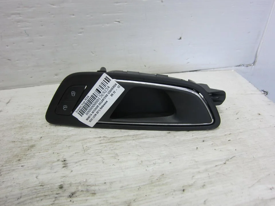 Foto de MANETA INTERIOR DELANTERA IZQUIERDA SEAT LEON (5F1) 1.6 TDI (105 CV / 77 KW) referencia 5F1962125