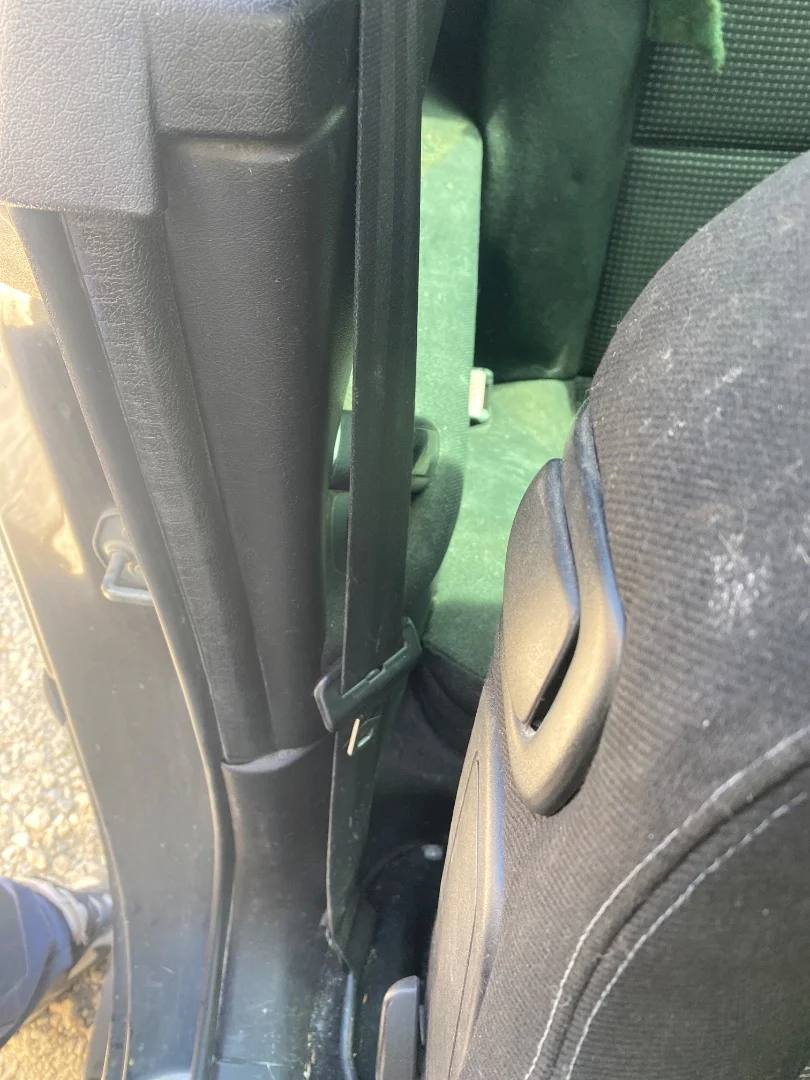 Foto de CINTURON SEGURIDAD DELANTERO DERECHO PEUGEOT 307 CC CABRIO-COUPÉ (S2) 2.0 16V HDi FAP CAT (RHR / DW10BTED4) (136 CV / 100 KW) referencia 8975J2