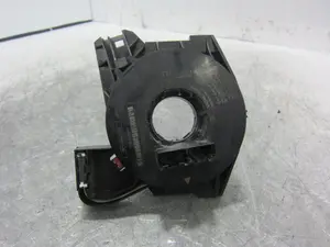 Foto de ANILLO AIRBAG FORD FOCUS FAMILIAR (CAK) 1.8 TDCi CAT (101 CV / 74 KW) referencia 2M5T13N064