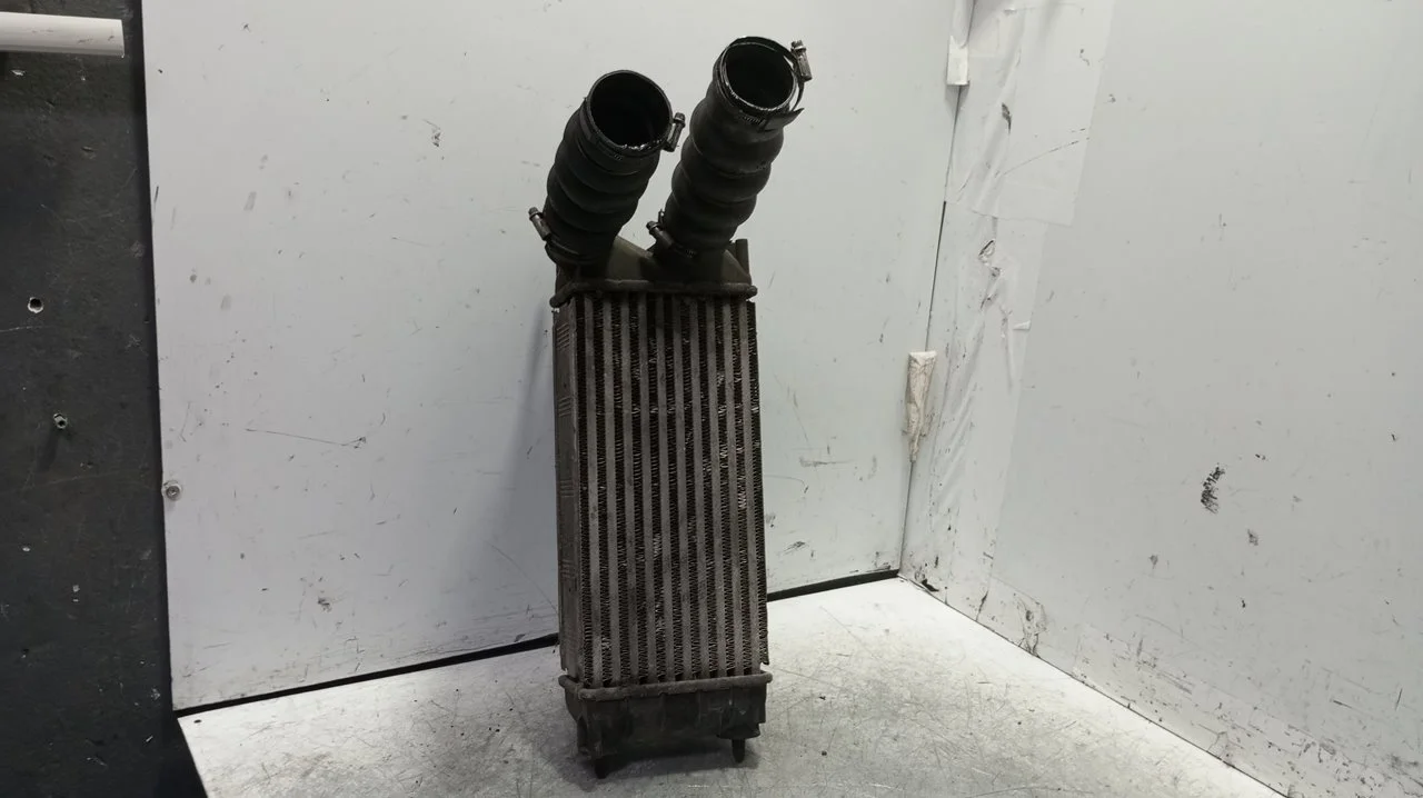 Foto de INTERCOOLER PEUGEOT 5008 1.6 HDi FAP (112 CV / 82 KW) referencia 9684212480