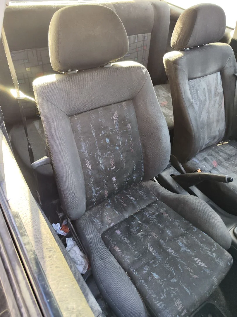 Foto de ASIENTO DELANTERO DERECHO VOLKSWAGEN GOLF III (1H1)(11.1991) 2.0 (116 CV / 85 KW) referencia 1H0898024C FKZ