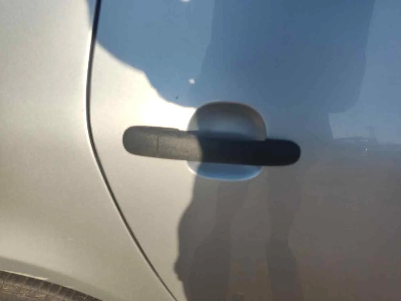 Foto de MANETA EXTERIOR TRASERA DERECHA FORD GALAXY (VY) 1.9 TDI CAT (116 CV / 85 KW) referencia 1004749