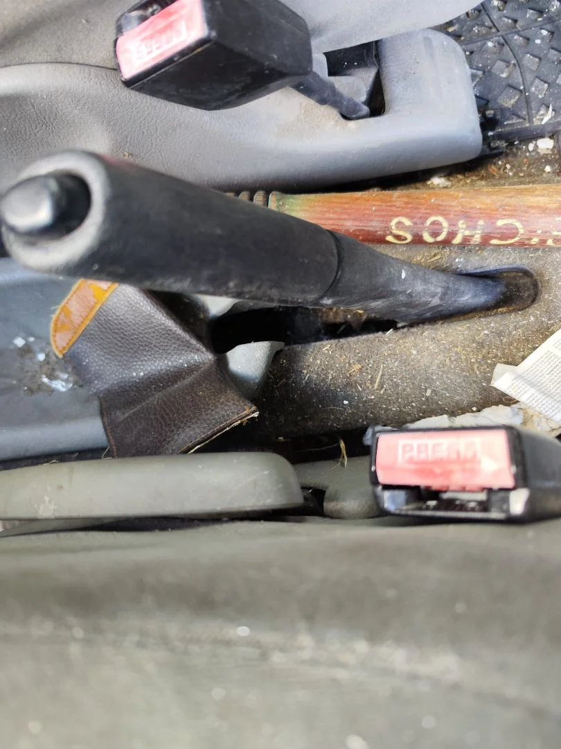 Foto de PALANCA FRENO RENAULT SCENIC I (JA...) 1.9 dCi Diesel CAT (102 CV / 75 KW) referencia 8200080727