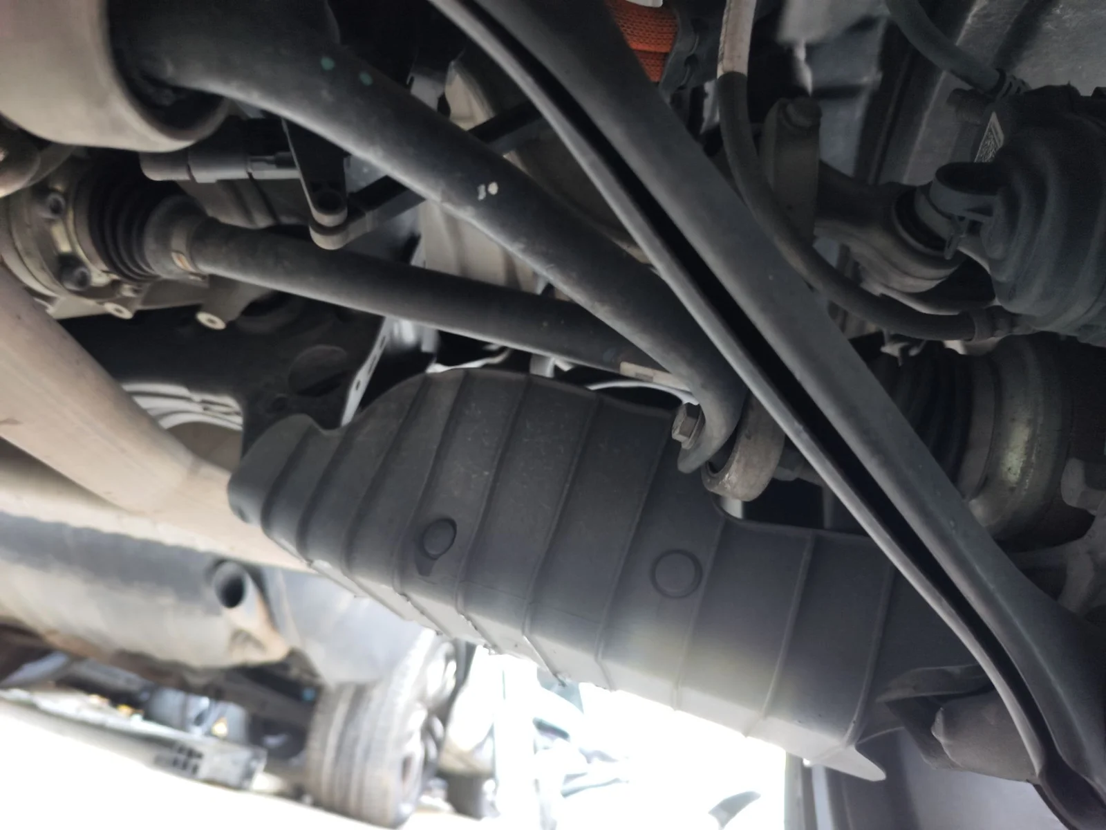 Foto de BRAZO SUSPENSION TRASERO IZQUIERDO AUDI Q5 FYG Híbrido 220 kW (2.0 Ltr. - 195 kW TFSI) (299 CV / 220 KW) referencia 80A505311