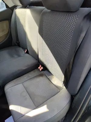 Foto de ASIENTOS TRASERO IZQUIERDO SEAT IBIZA (6L1) 1.9 TDI (101 CV / 74 KW) referencia 6L0885805AEFKZ foto 2