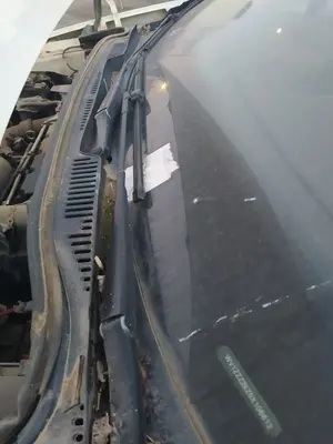 Foto de MOTOR LIMPIA DELANTERO VOLKSWAGEN CADDY (2K)(02.2004) 1.9 TDI (105 CV / 77 KW)