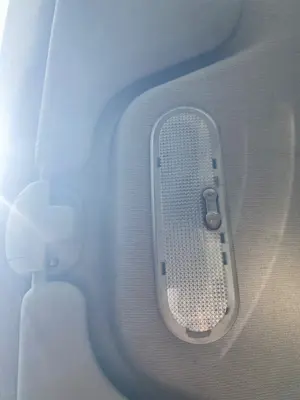 Foto de LUZ INTERIOR RENAULT SCENIC II (JM) 1.5 dCi Diesel (101 CV / 74 KW) referencia 264306391R foto 8