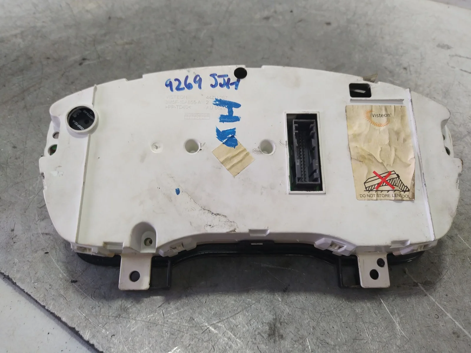 Foto de CUADRO INSTRUMENTOS FORD FOCUS BERLINA (CAP) 1.6 TDCi CAT (109 CV / 80 KW) referencia 3M5F10A855A