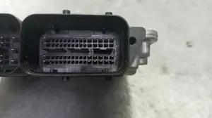 Foto de CENTRALITA MOTOR UCE AUDI A4 AVANT (8E) 3.0 V6 24V TDI (233 CV / 171 KW) referencia 8E0910401P foto 3
