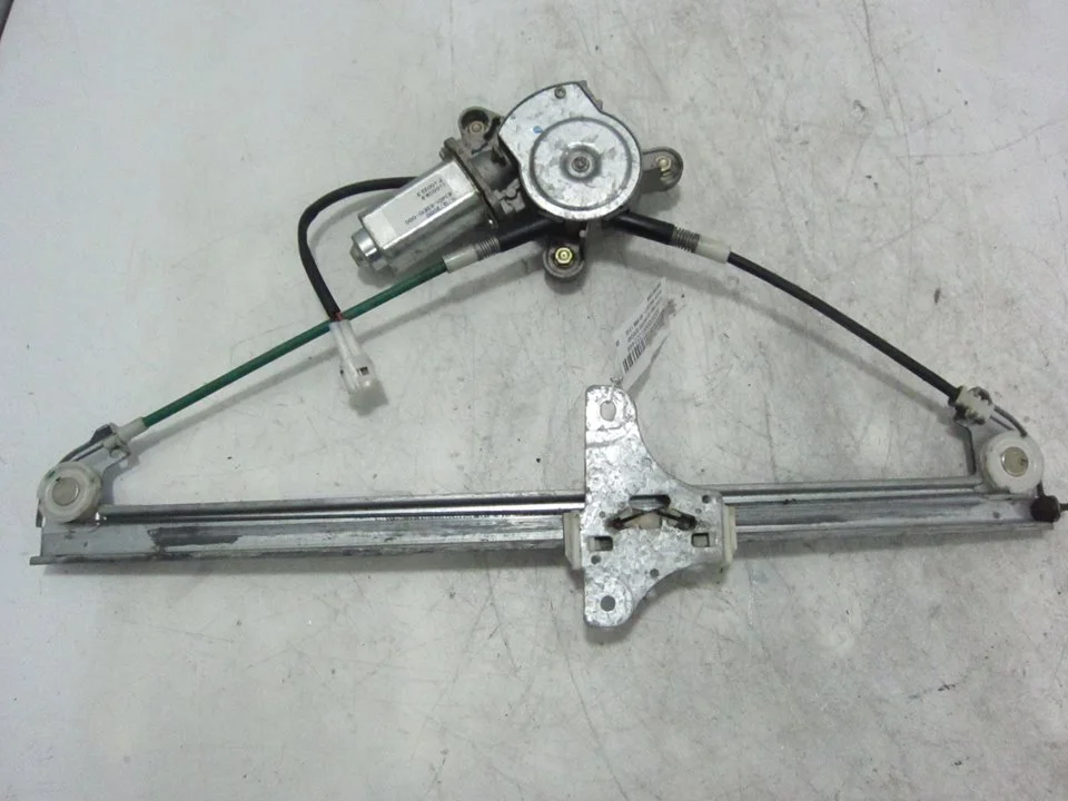 Foto de ELEVALUNAS DELANTERO DERECHO SUZUKI WAGON R + (RB/MM) 1.3 16V CAT (76 CV / 56 KW) referencia 8340183E10000