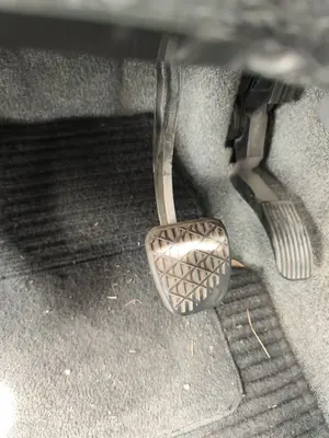 Foto de PEDAL FRENO MERCEDES-BENZ VIANO (639) 2.1 CDI CAT (150 CV / 110 KW) referencia A6392900218