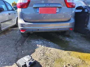 Foto de PARAGOLPES TRASERO FORD C-MAX (CB7) 1.6 TDCi CAT (116 CV / 85 KW) foto 1