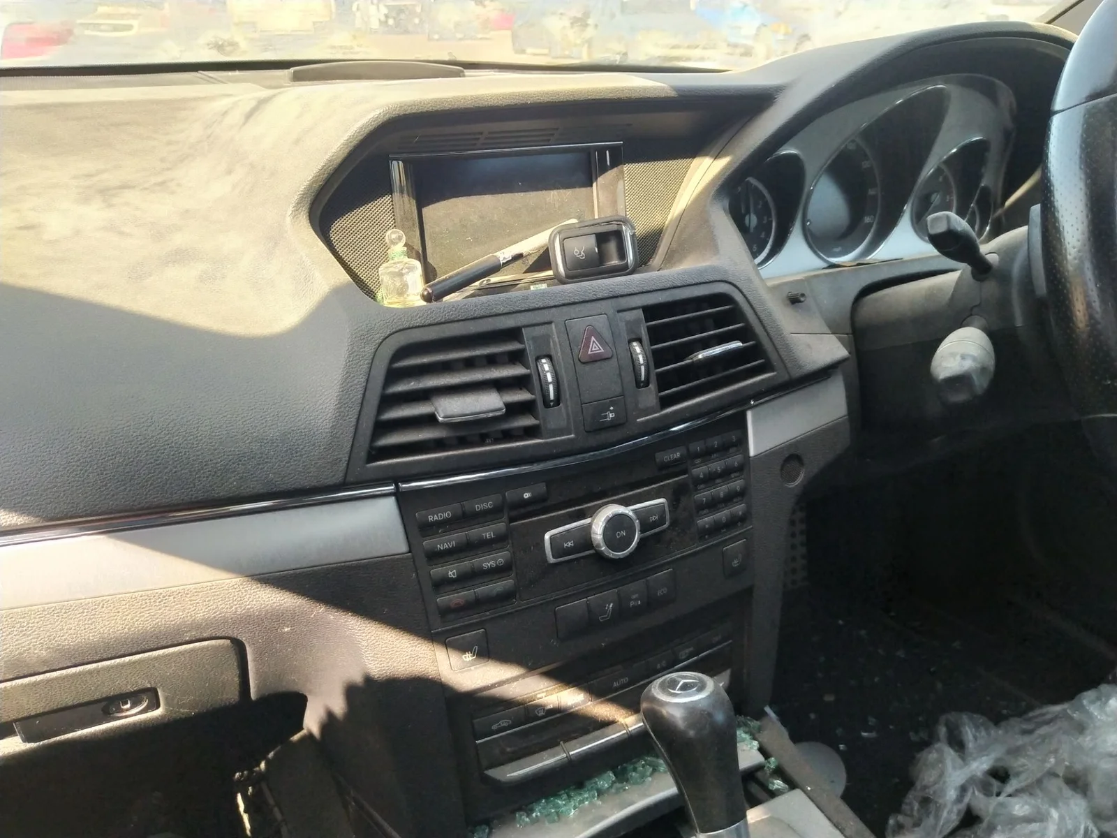 Foto de MANDO CALEFACCION / AIRE ACONDICIONADO MERCEDES-BENZ CLASE E (BM 207) CABRIO 2.1 CDI CAT (170 CV / 125 KW)