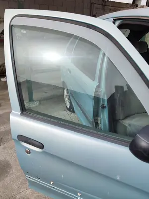 Foto de LUNA DELANTERA DERECHA CITROEN XSARA PICASSO 1.6 HDi CAT (9HY / DV6TED4) (109 CV / 80 KW) referencia 920280