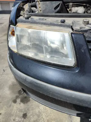 Foto de FARO DERECHO VOLKSWAGEN PASSAT VARIANT (3B5) 1.9 TDI (110 CV / 81 KW) referencia 3B0941018R