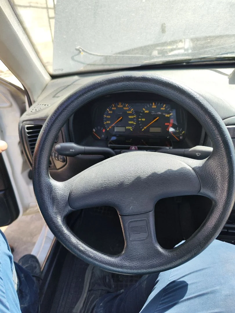 Foto de VOLANTE SEAT IBIZA (6K1) 1.4 (60 CV / 44 KW)