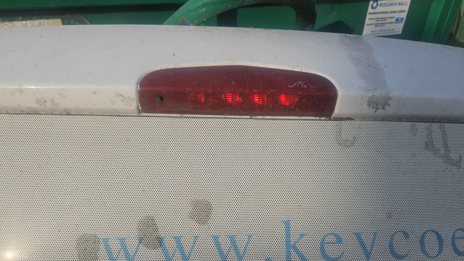 Foto de LUZ CENTRAL DE FRENO OPEL CORSA E 1.2 (69 CV / 51 KW)