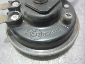 Foto de CLAXON HONDA PCX 125 125 cm3 - 9 kW (12 CV / 9 KW) referencia E13000114 foto 2