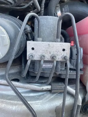 Foto de ABS AUDI A4 BERLINA (8K2) referencia 8K0614517FM