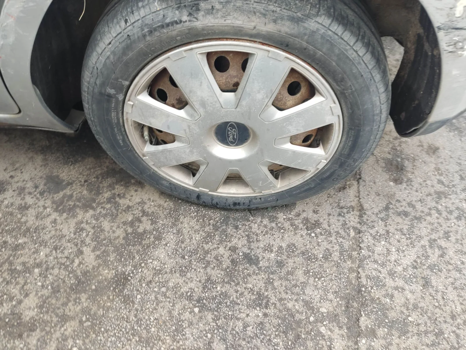 Foto de LLANTA FORD FOCUS BERLINA (CAP) 1.8 Flexifuel CAT (125 CV / 92 KW) referencia 1252417