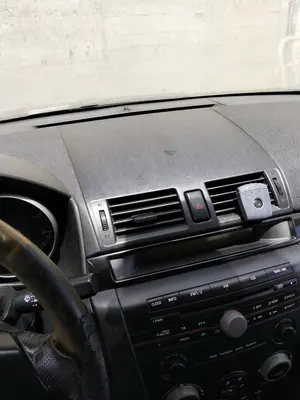 Foto de SALPICADERO MAZDA 3 BERLINA (BK) 1.6 16V CAT (105 CV / 77 KW) referencia BP4K-60-42XR foto 2