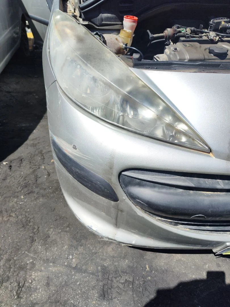 Foto de FARO DERECHO PEUGEOT 207 1.4 (73 CV / 54 KW) referencia 620695