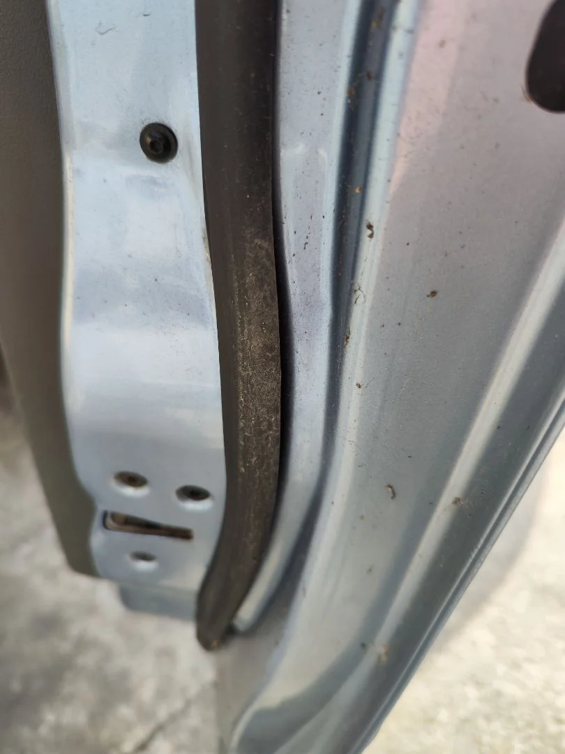 Foto de CERRADURA PUERTA DELANTERA DERECHA FORD FOCUS BERLINA (CAP) 1.8 TDCi Turbodiesel CAT (116 CV / 85 KW)