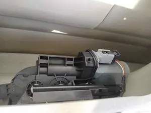 Foto de CERRADURA MALETERO / PORTON PORSCHE CAYENNE (TIPO 92A) foto 3