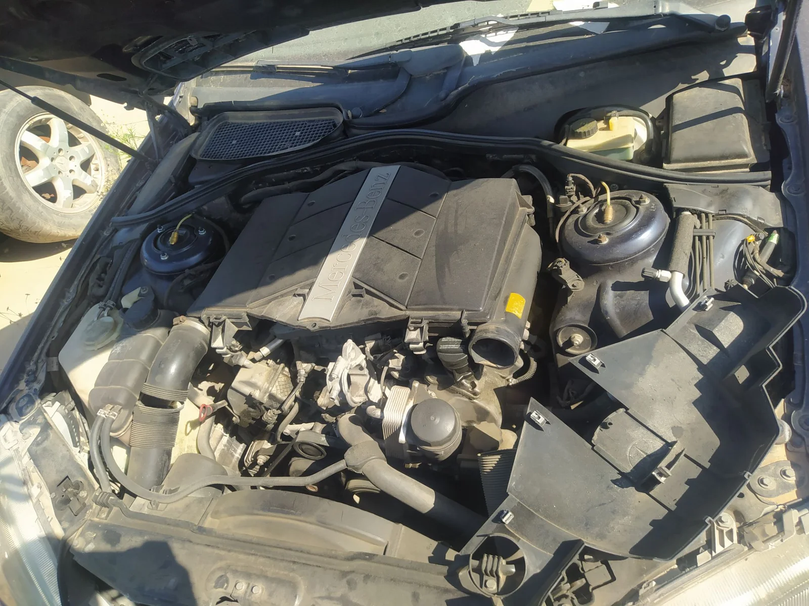 Foto de DEPOSITO EXPANSION MERCEDES-BENZ CLASE S (BM 220) BERLINA 3.2 V6 18V CAT (224 CV / 165 KW) referencia A2205000049