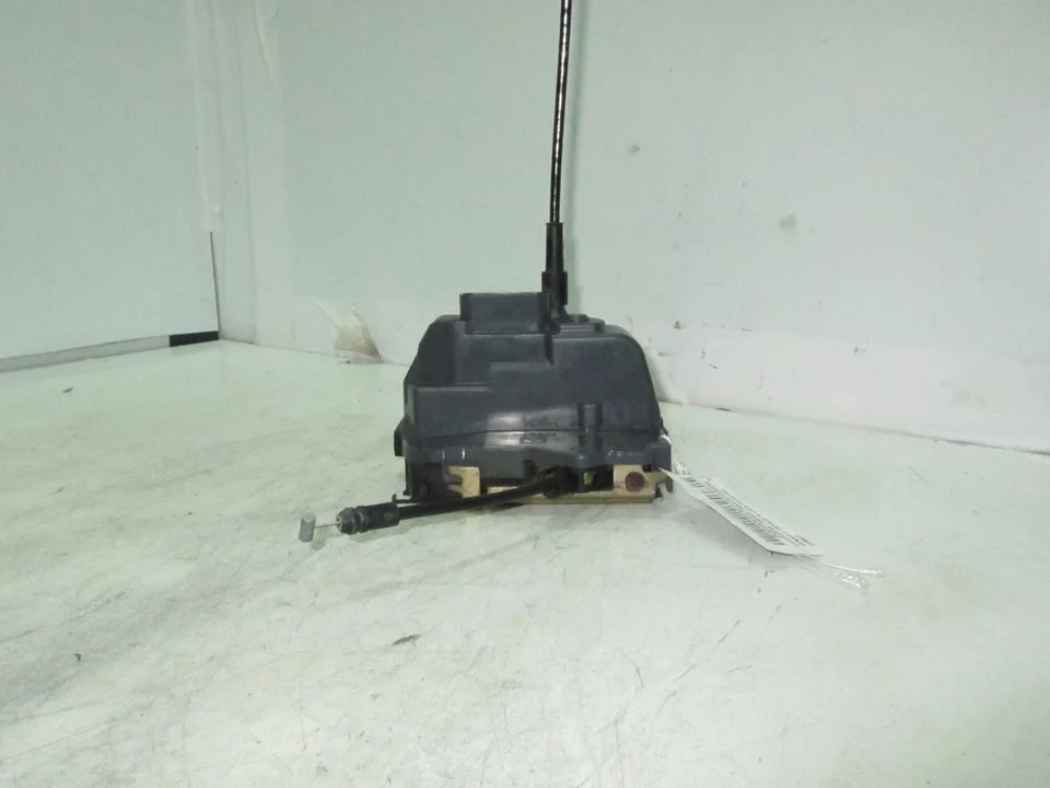 Foto de CERRADURA PUERTA TRASERA DERECHA RENAULT ESPACE IV (JK0) 2.0 16V Turbo (170 CV / 125 KW) referencia 2196C2