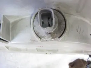 Foto de FARO IZQUIERDO DAEWOO KALOS 1.2 CAT (72 CV / 53 KW) foto 4