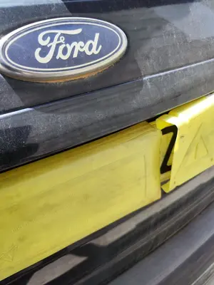 Foto de MANETA EXTERIOR MALETERO / PORTON FORD C-MAX (CB3)(2007) 1.8 TDCi Turbodiesel CAT (116 CV / 85 KW)