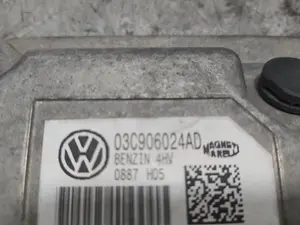 Foto de CENTRALITA MOTOR UCE VOLKSWAGEN POLO IV (9N3) 1.4 16V (80 CV / 59 KW) referencia 03C906024AD foto 5