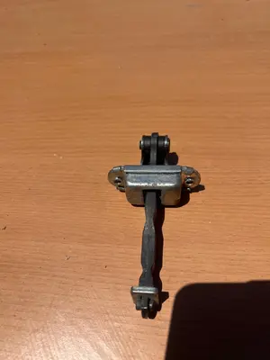 Foto de RETENEDOR PUERTA NISSAN MICRA (K12E) 1.2 CAT (65 CV / 48 KW)