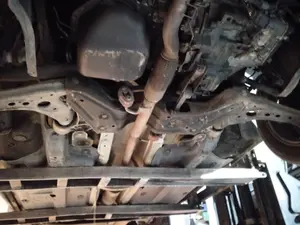 Foto de PUENTE DELANTERO VOLKSWAGEN POLO IV (9N1)